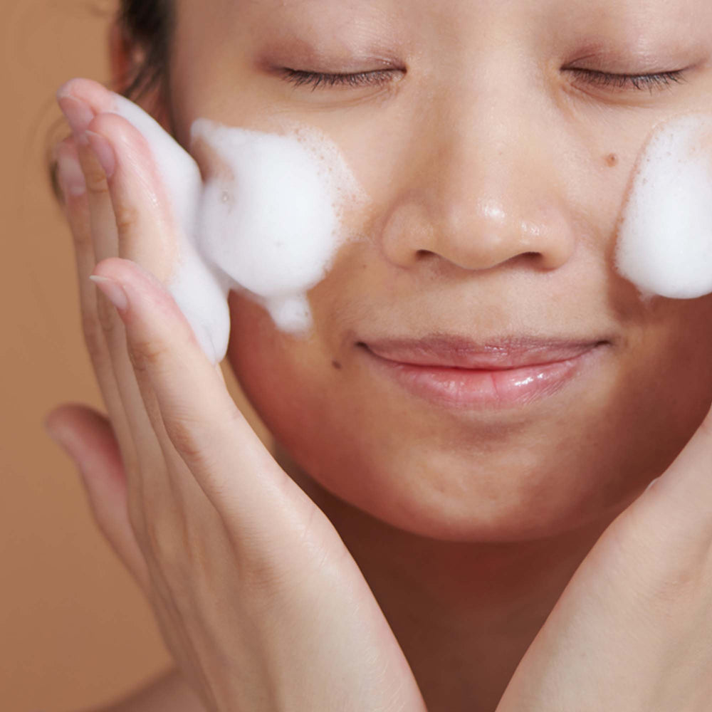 Foaming Face Cleanser - Pregnancy - Image 2