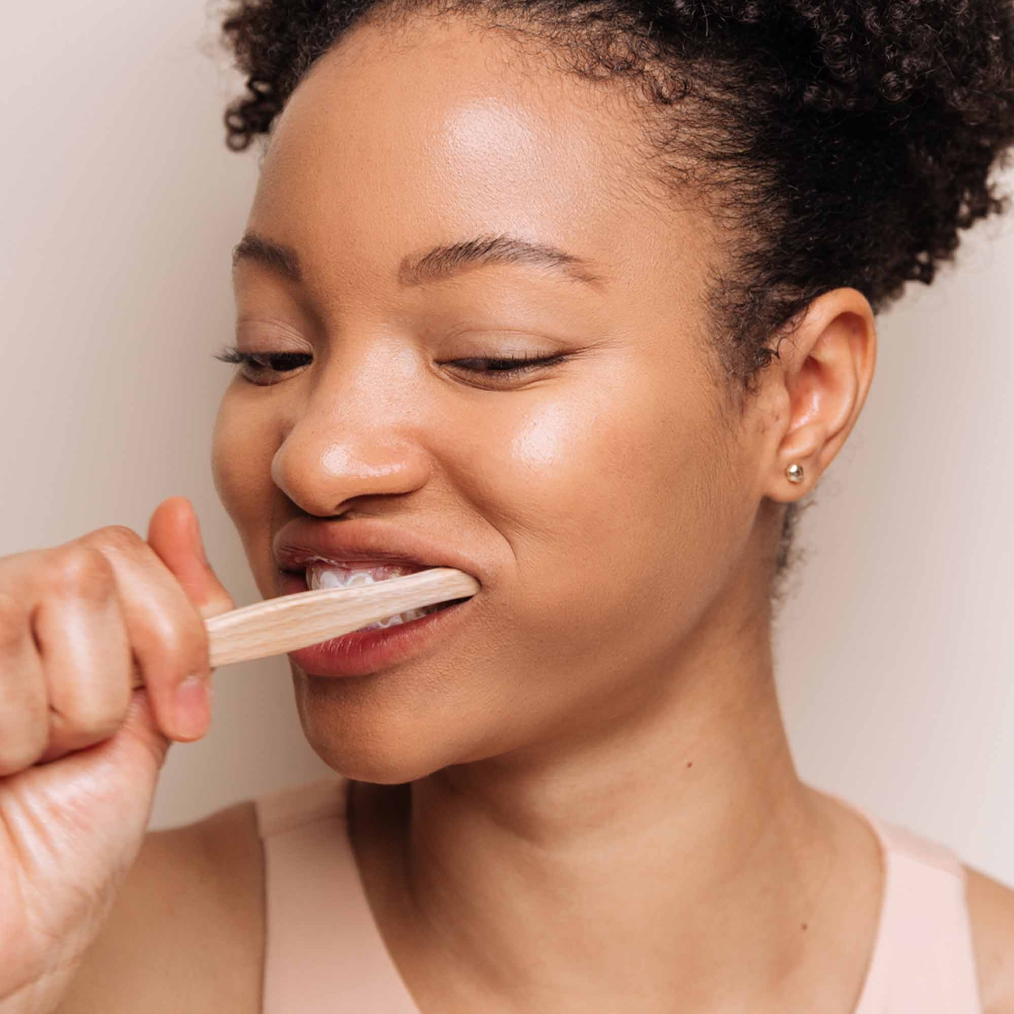 Fluoride Toothpaste lifestyle