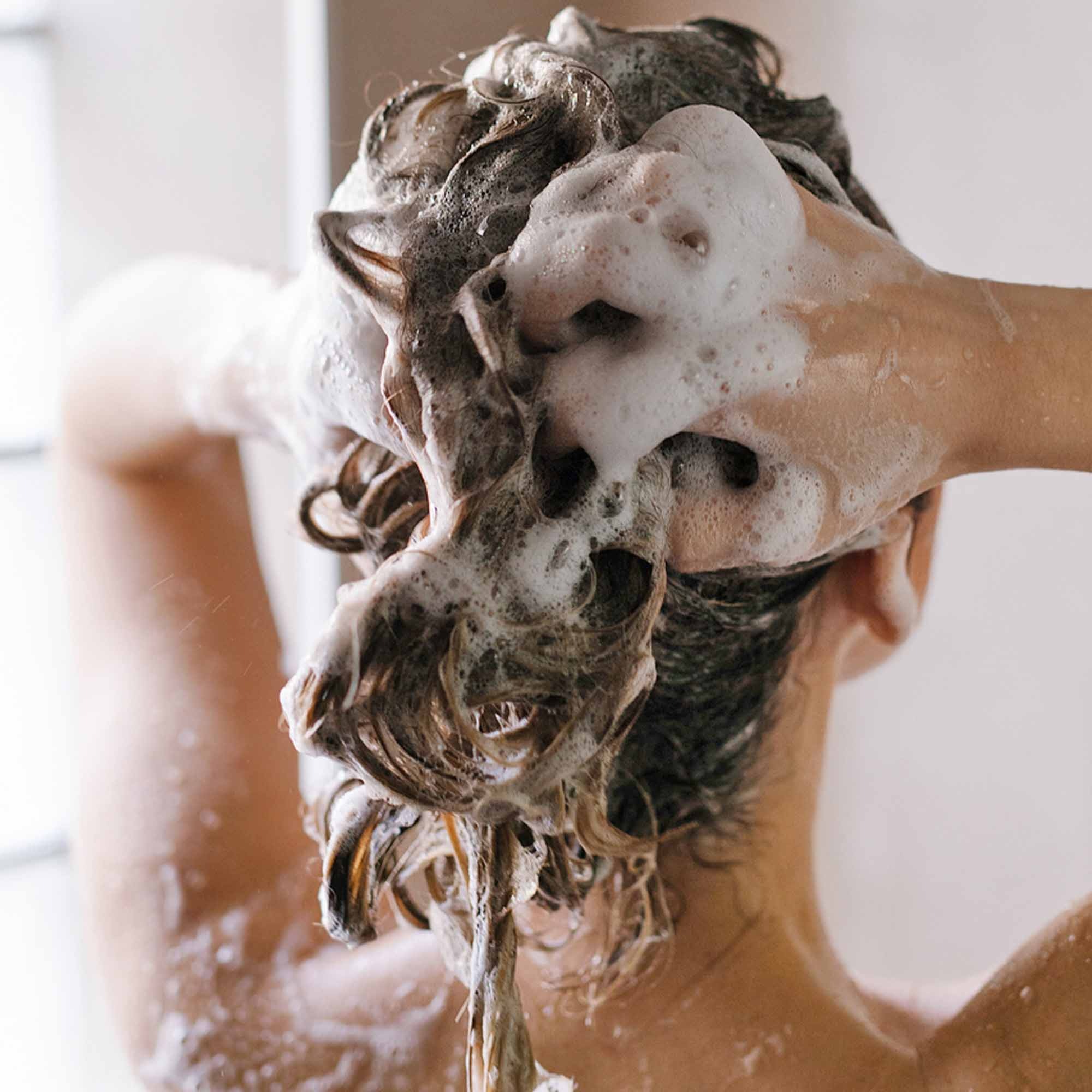 Volumizing Shampoo lifestyle